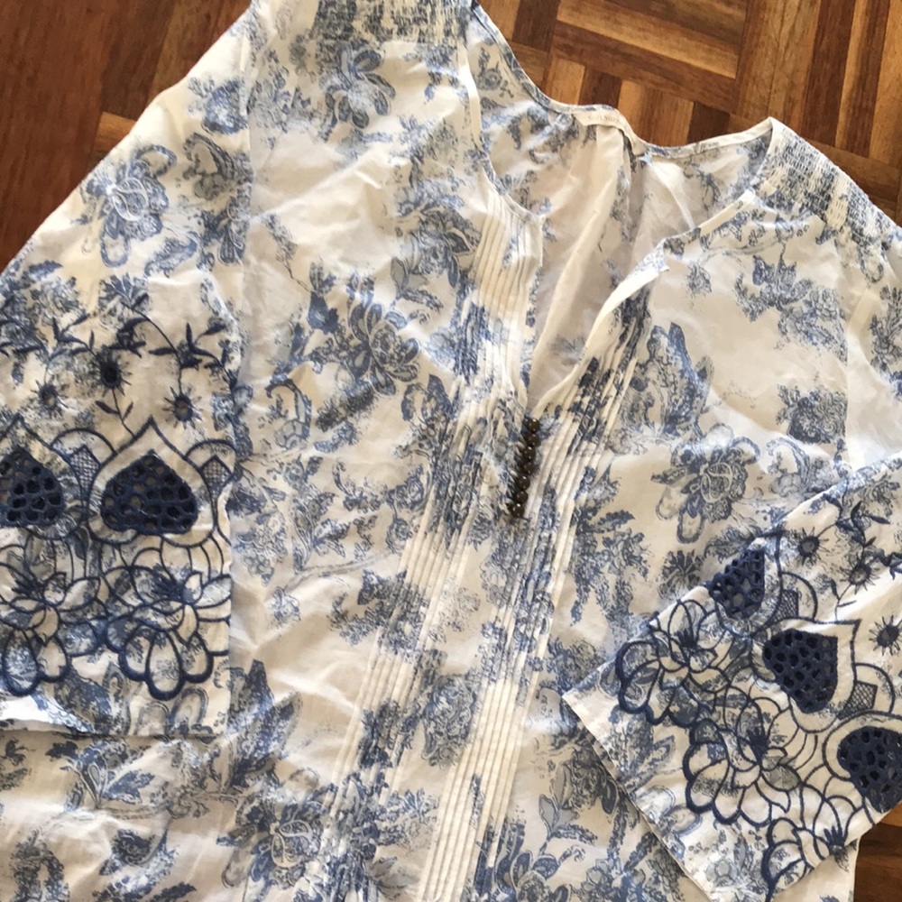 Soft Surroundings Embroidery Tunic Top size M/L